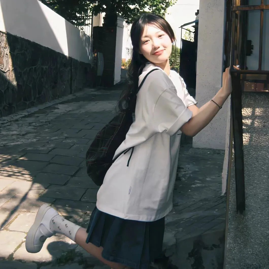 注视我心