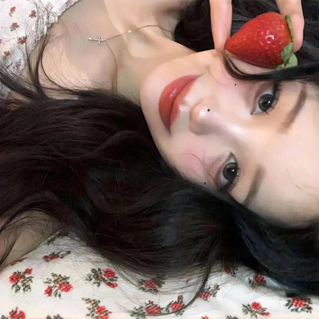 巴黎艳妹