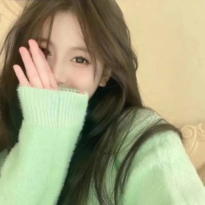 隔楼女孩：我们之间的层距